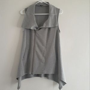 Cable & Gauge asymetrical full zip vest